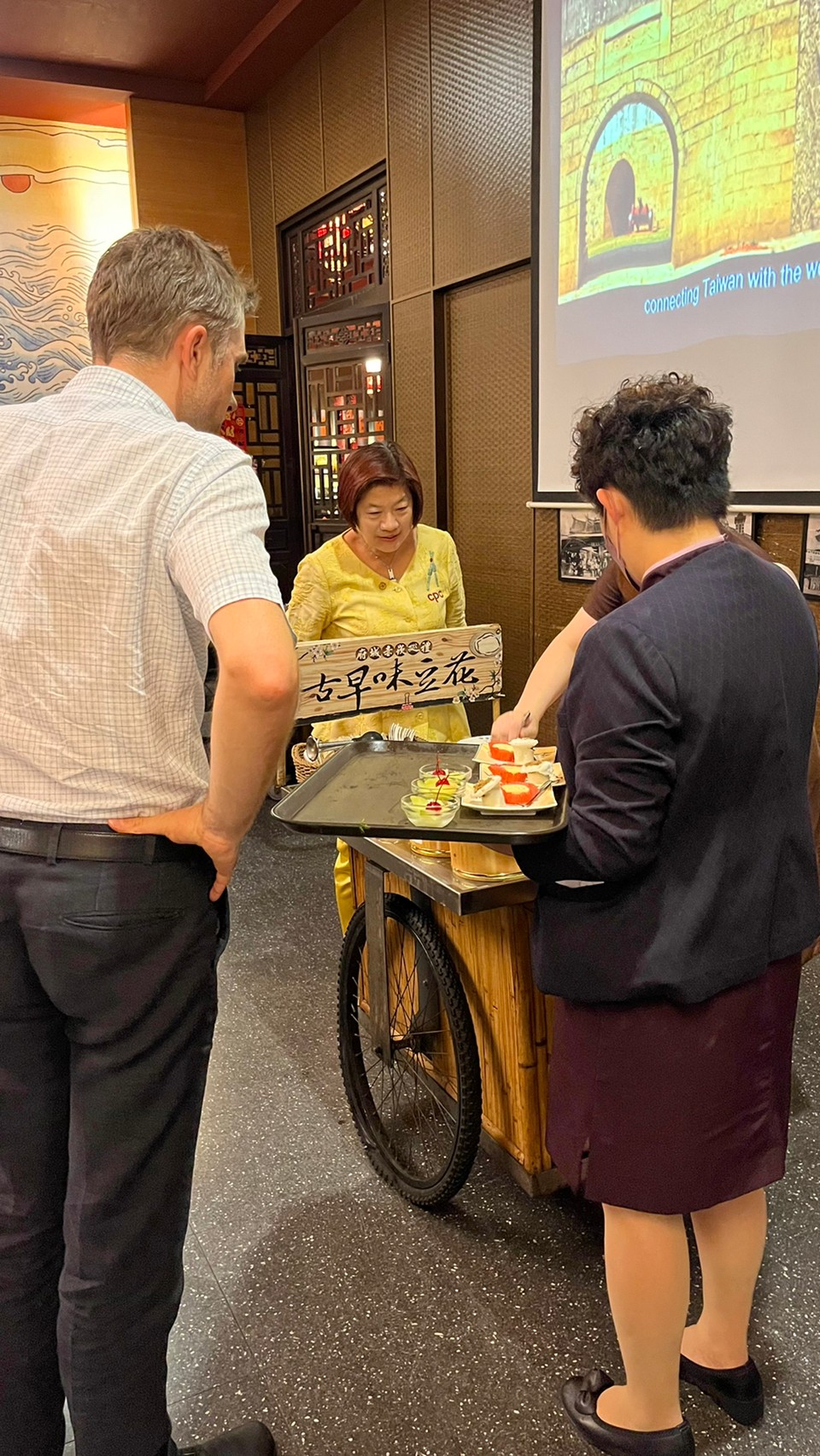 府城食府餐廳安平豆花桌邊秀